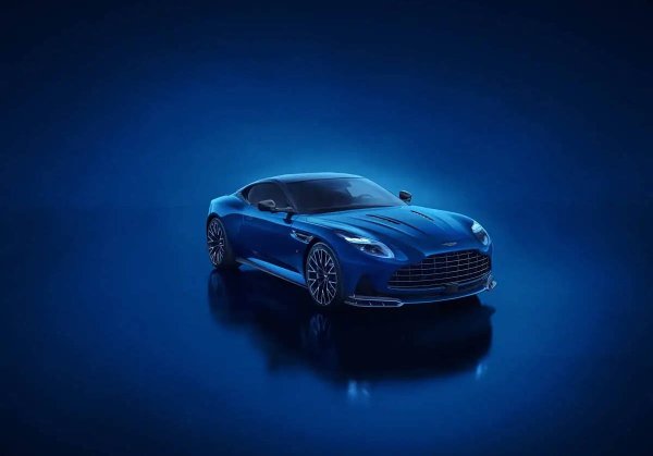 水果优配 阿斯顿·马丁DB12 S官图亮相，690马力加持3.4秒破百，海外已开启预定